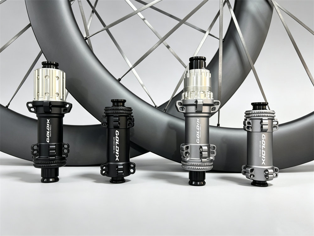 Road-Disc-Carbon-Spoke-34mm-External-Width-GOLDIX-Hub-Wheelset